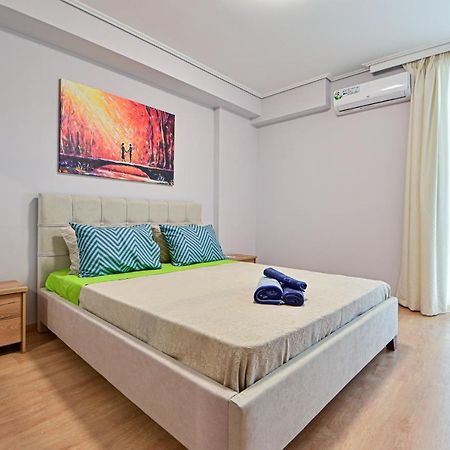 Cozy Apartment Located On The Piraeus Port Area Exterior photo