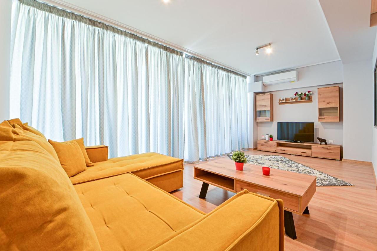Cozy Apartment Located On The Piraeus Port Area Exterior photo